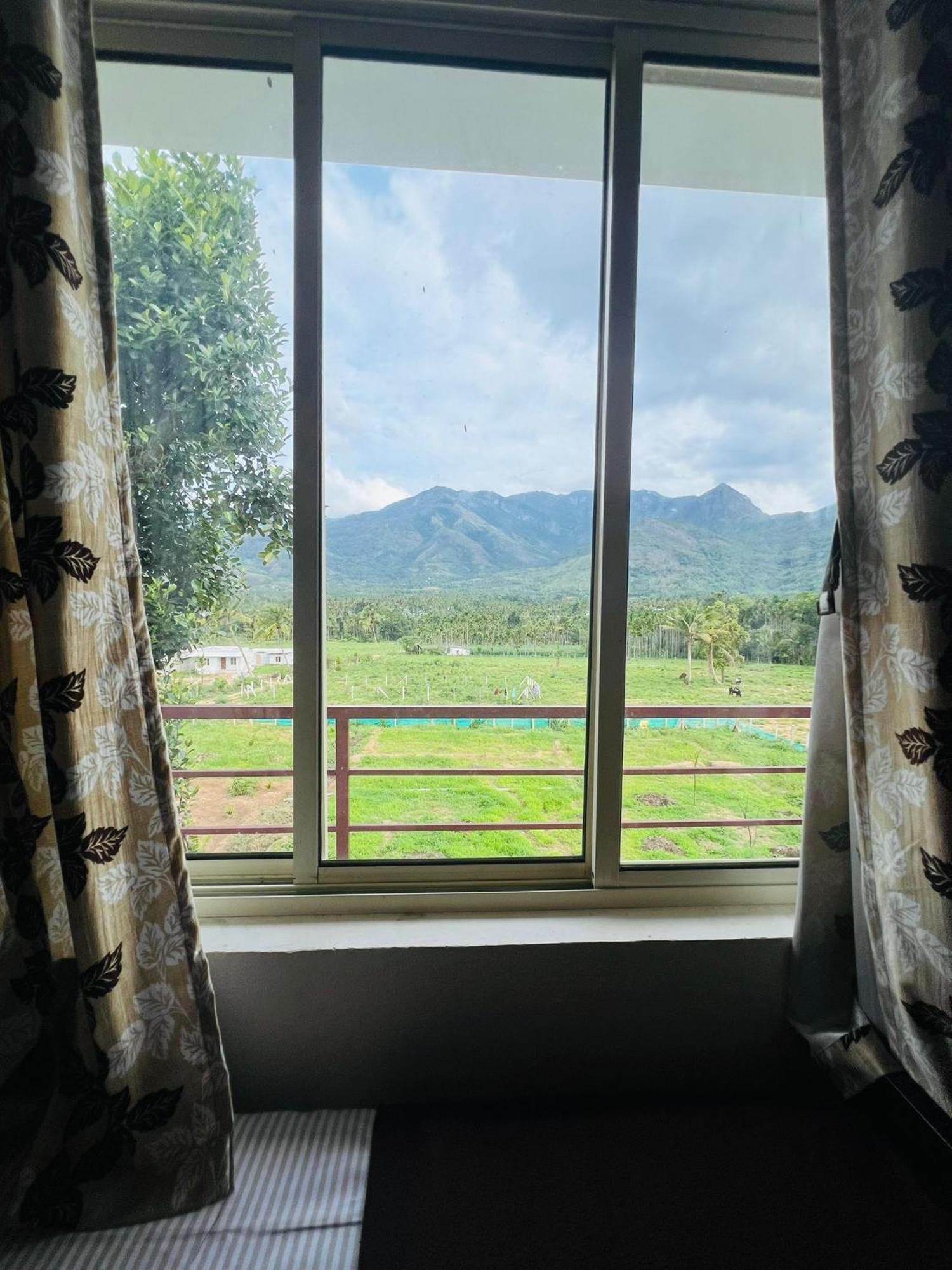 Kadampil Bliss Villa Maraiyūr Dış mekan fotoğraf
